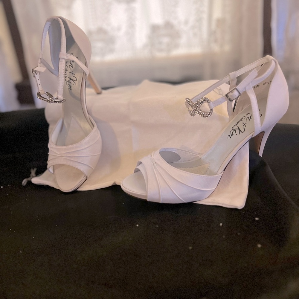 White silk closed back platform sandal